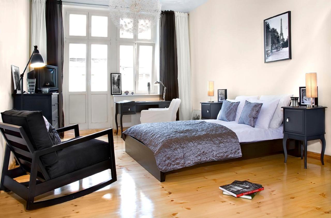 Apartamenty Pomaranczarnia Poznan Bagian luar foto