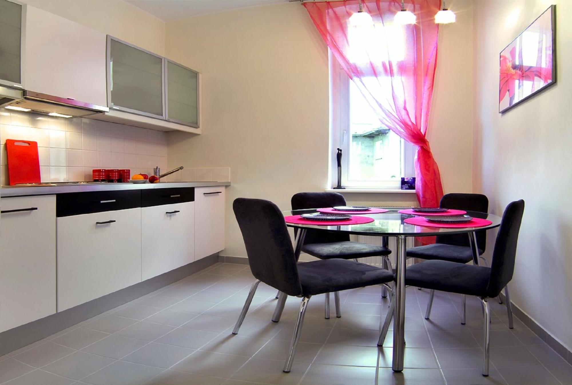 Apartamenty Pomaranczarnia Poznan Bagian luar foto